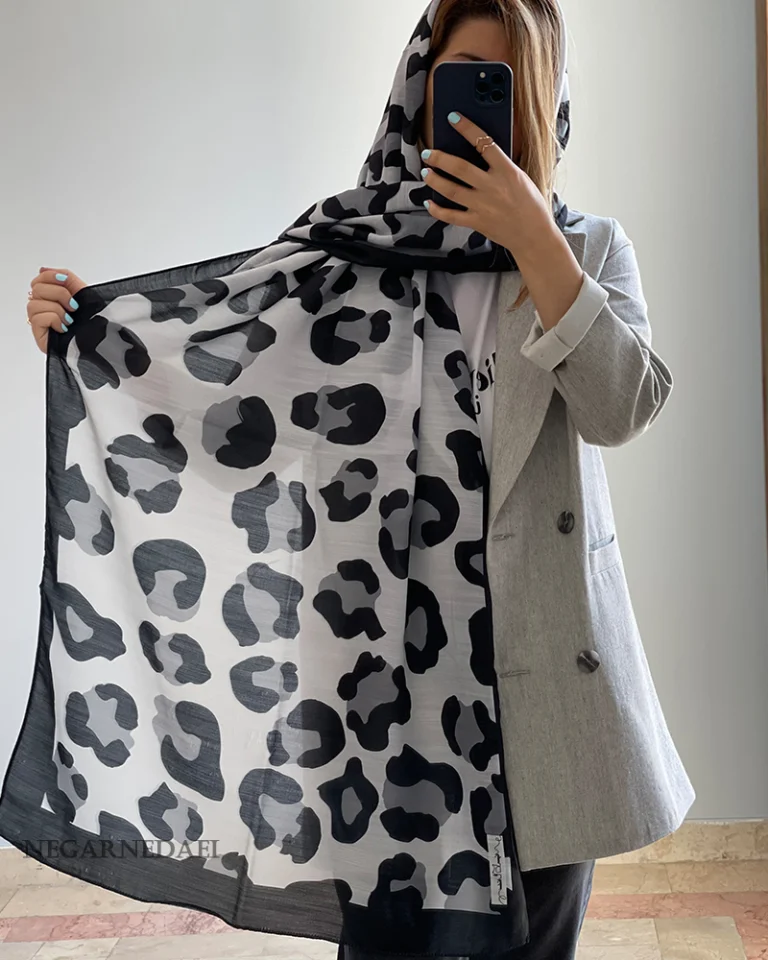 شال زنانه پلنگی خاکستری